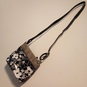 B&W Floral Print Fashion Purse